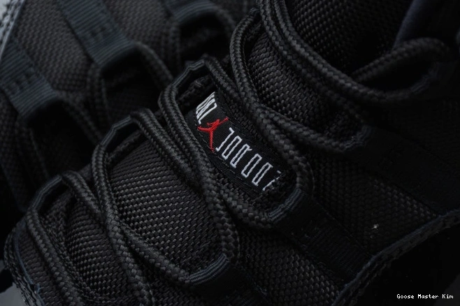 378037-010 (2012) Retro Bred 11 Jordan Air 0604